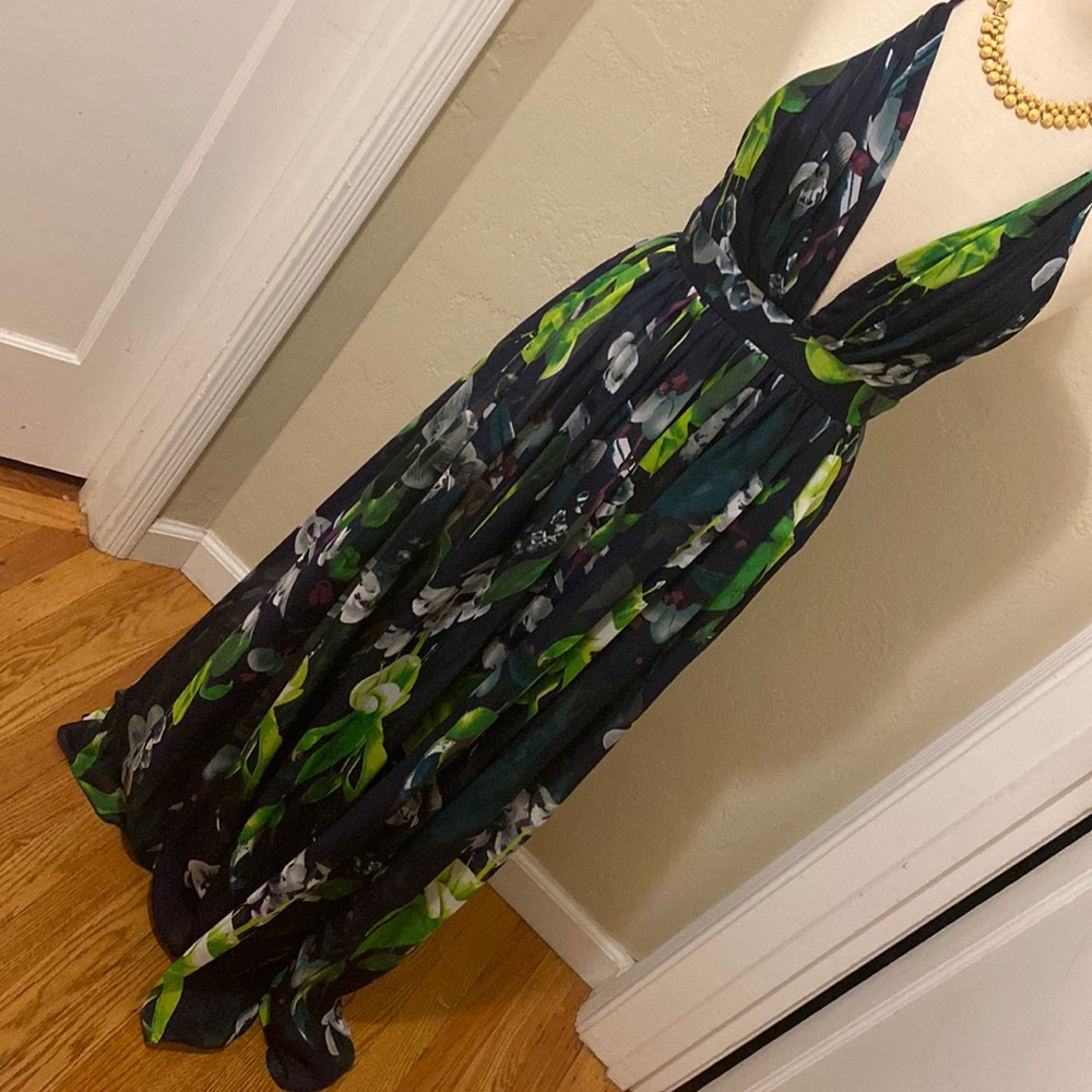 Gorgeous tropical looking dress